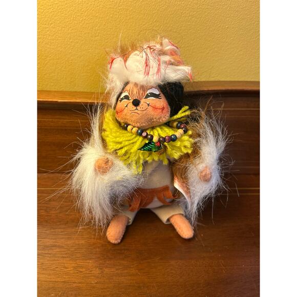 Annalee Thanksgiving Set of 2 Native American Indian Dolls 2004 - Picture 2 of 5